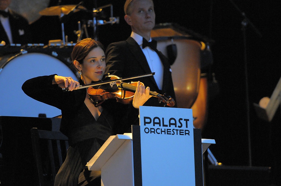 Max Raabe und Palast Orchester